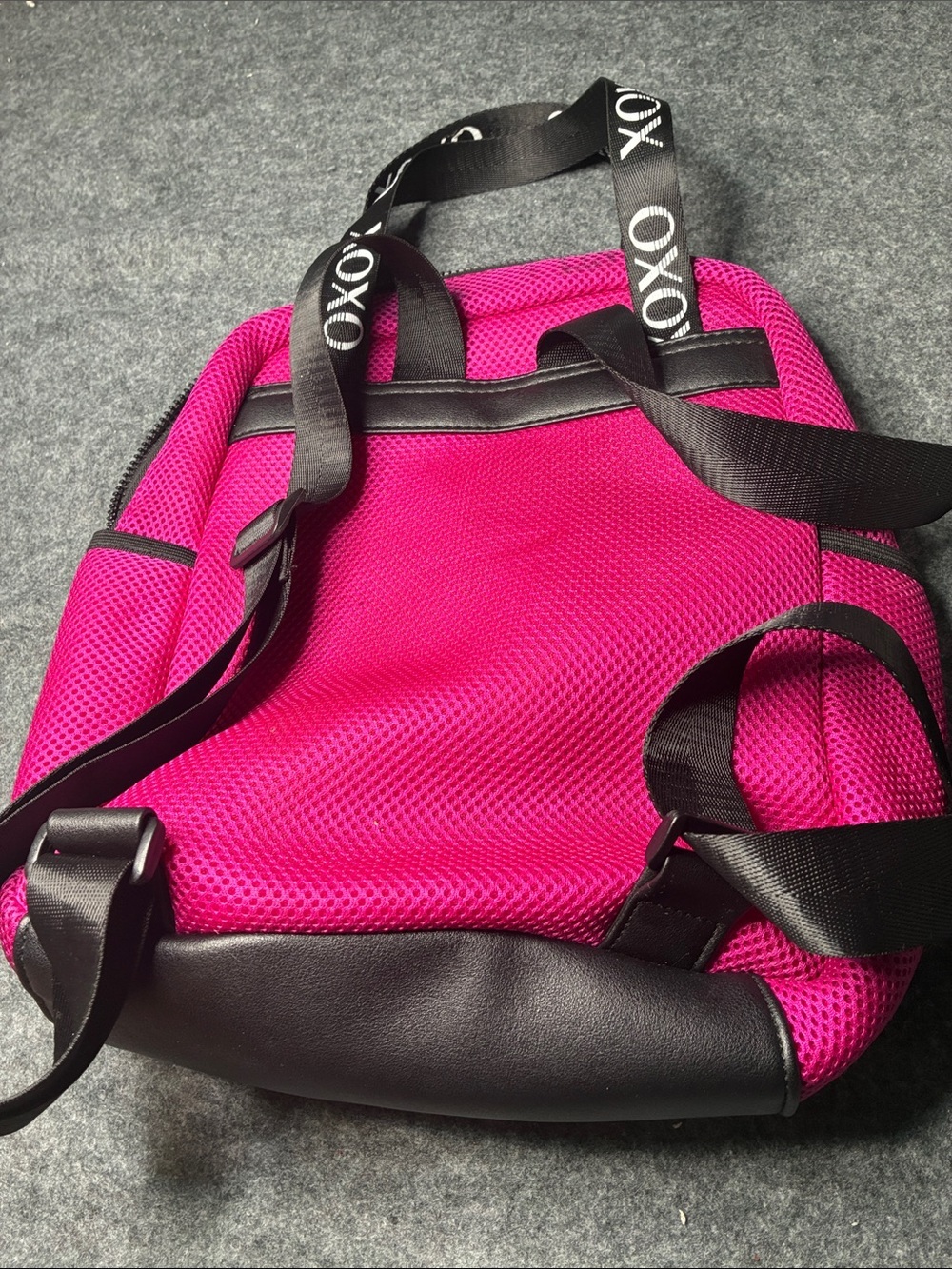XOXO Men’s Hot Pink Mesh Backpack with Black Trim and Branded Straps - Picture 5 of 5